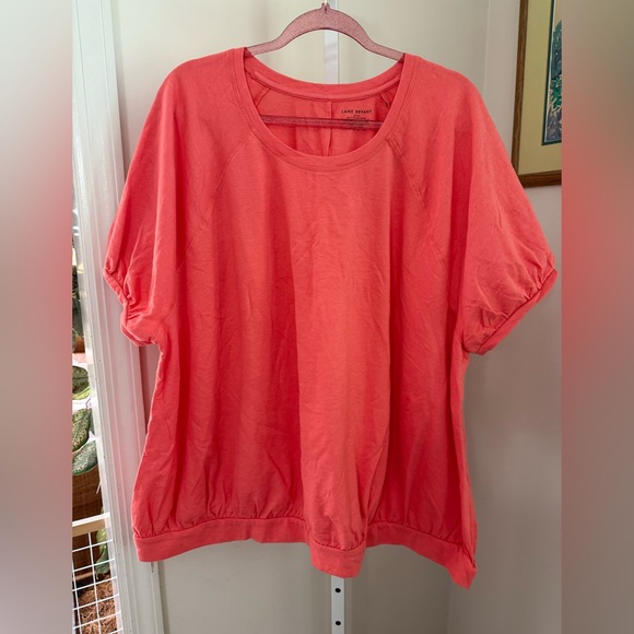 LANE BRYANT SHORT SLEEVE BANDED BOTTOM TOP. NWT. SIZE 30/32. - Picture 1 of 3